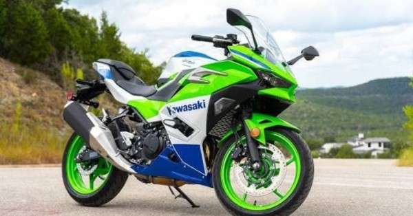 Kawasaki Ninja 500R 2025 Detailed Review: Balanced Power, Sharp Styling and Rider-Friendly Tech